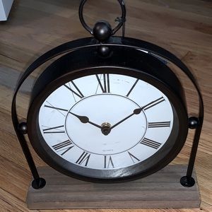 Table clock home decor